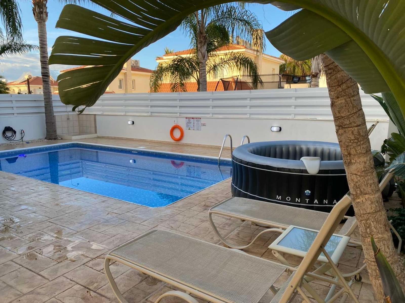 Villa Diana - 200 Meters From Kapparis, Fireman'S Beach Paralimni Exteriér fotografie